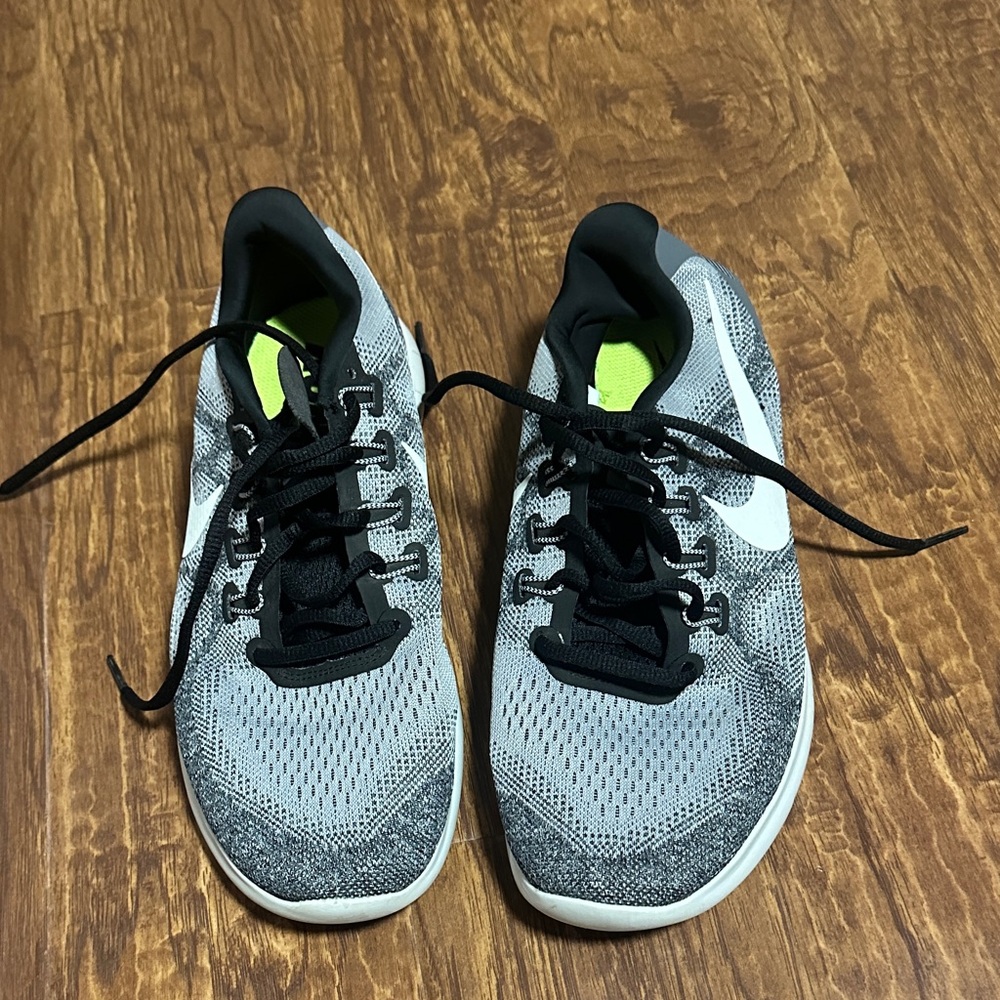 Nike Black Nike Athletic Shoes